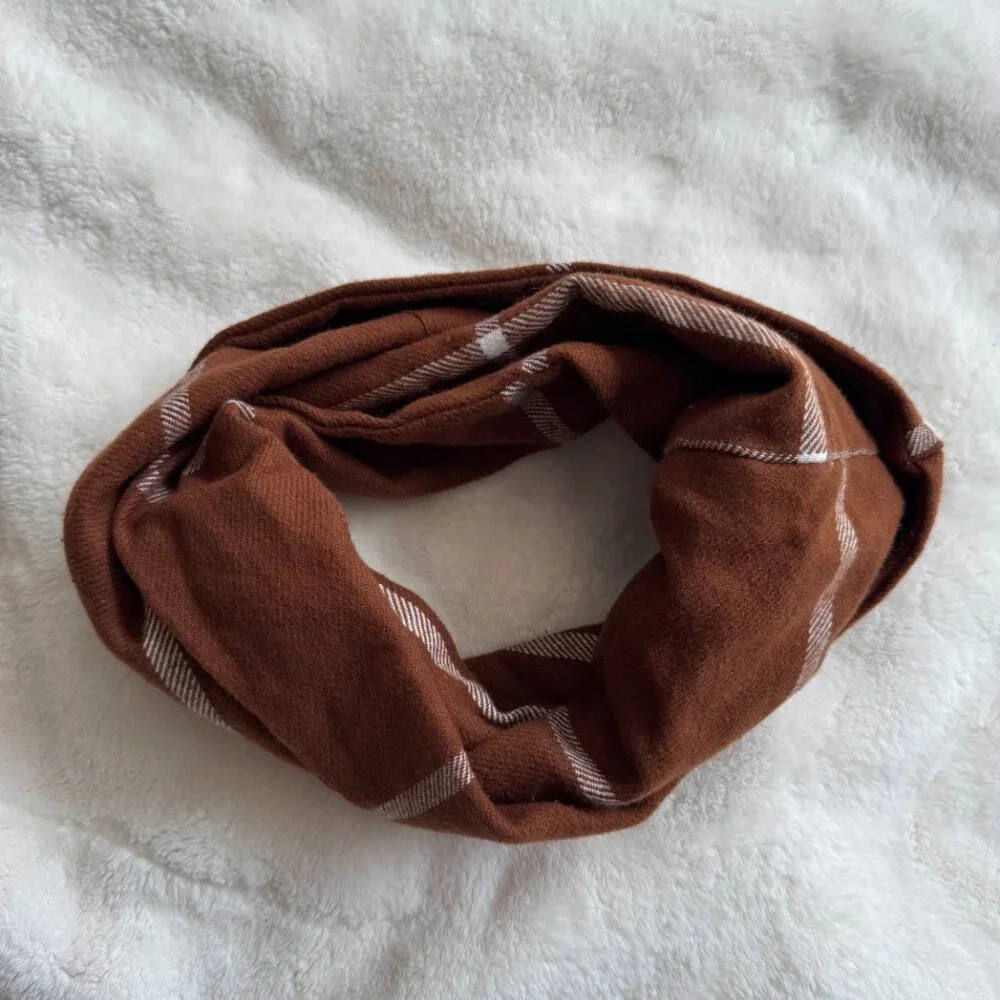 NWT Chic Pup Co Autumn Plaid Dog Scarf, Burnt Orange + White, Size Large